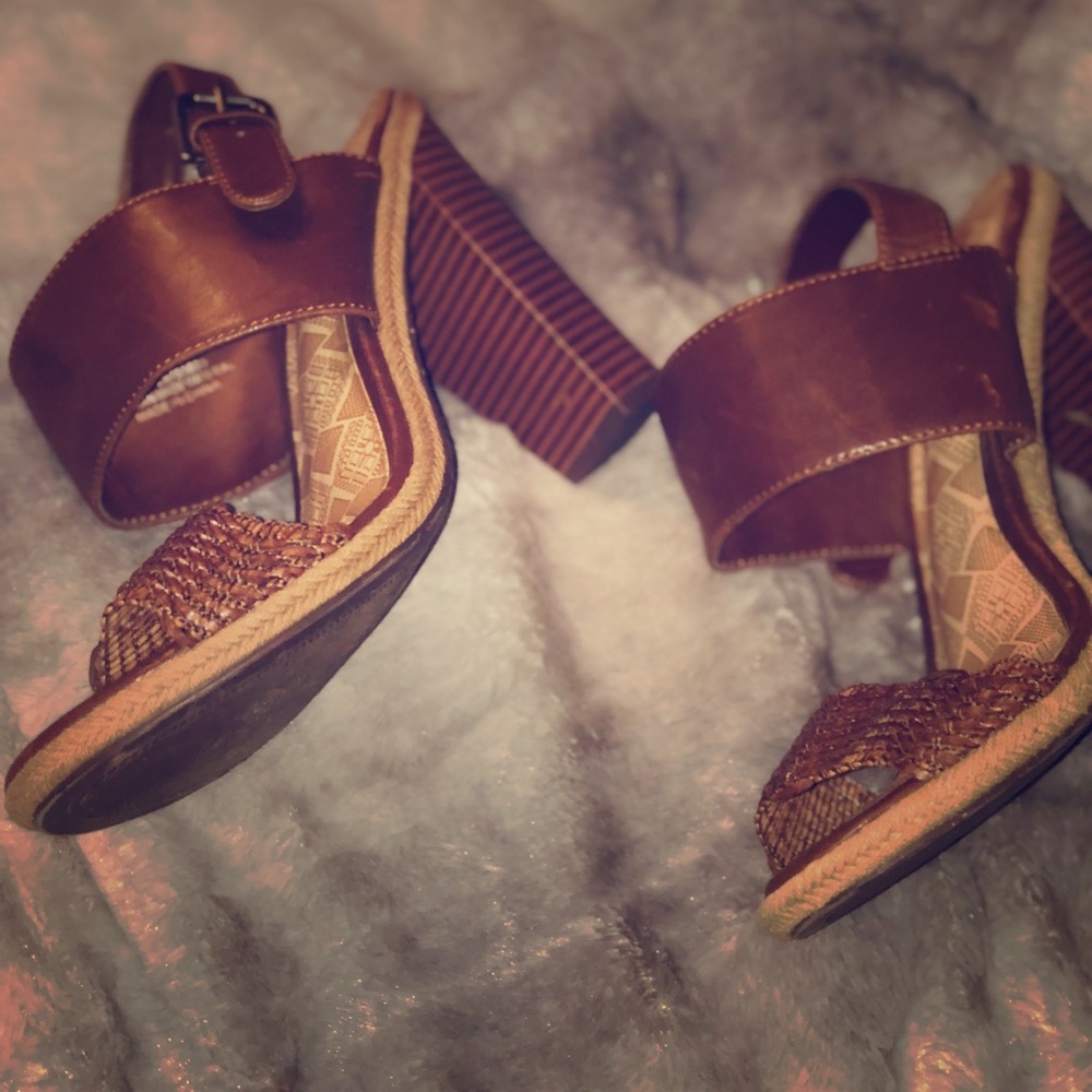 Light brown Heels​